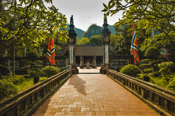 Ninh Binh Day Tour: Hoa Lu, Ancient Capital & Boat Ride photo 2